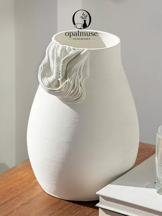 Ivory Wave 3D Ceramic Vase
